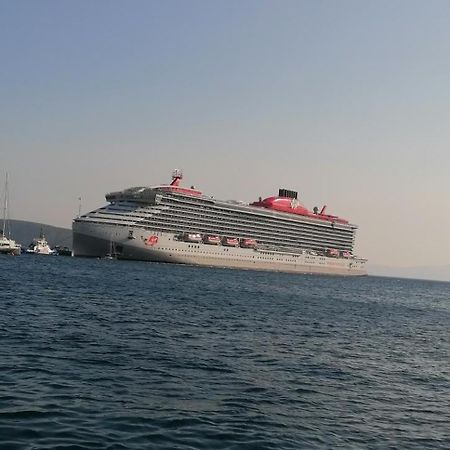 Goekmavi Pansiyon Bodrum Esterno foto