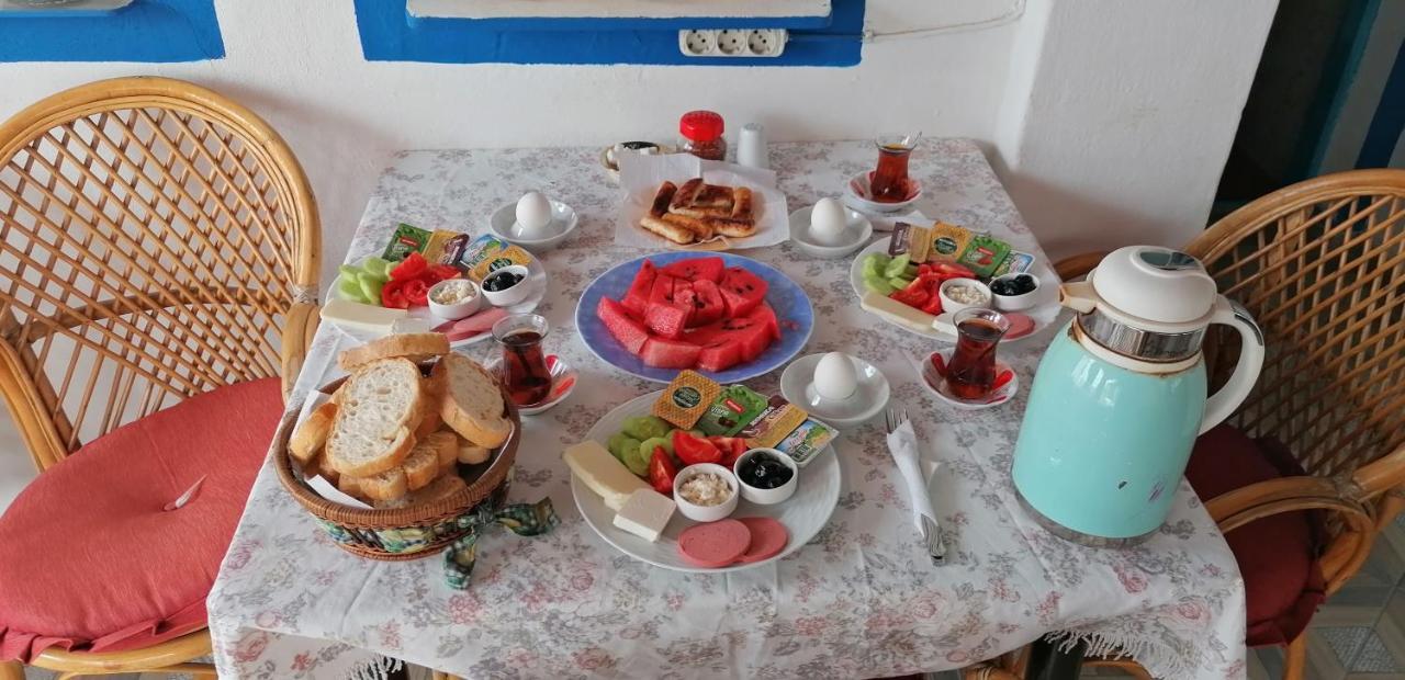 Goekmavi Pansiyon Bodrum Esterno foto